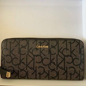Calvin Klein monogram logo wallet